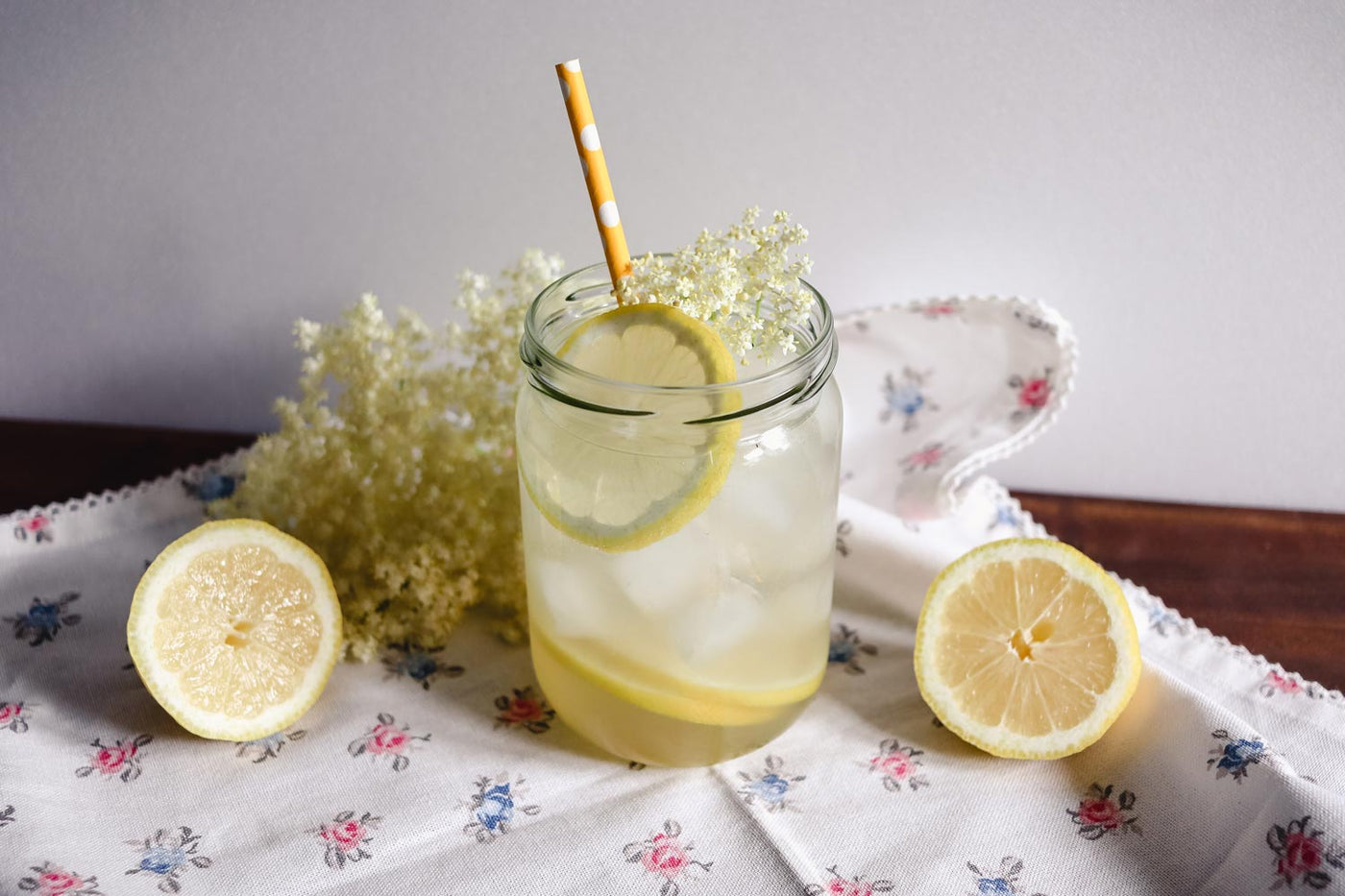Rezept für erfrischenden Elderflower Collins
