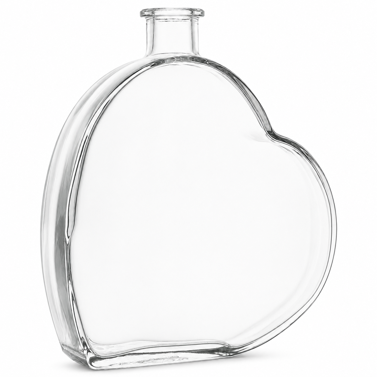 Klare 500-ml-Herzflasche aus Glas mit flachem Körper und 19-mm-Ringbandmündung auf weißem Hintergrund