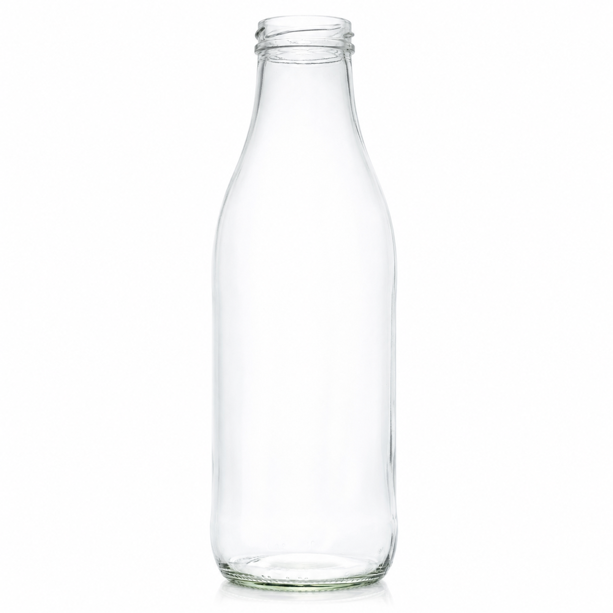 Freigestelltes Produktbild einer klaren Milchflasche mit schlanker, leicht konischer Form und schmaler Mündung auf weißem Hintergrund.