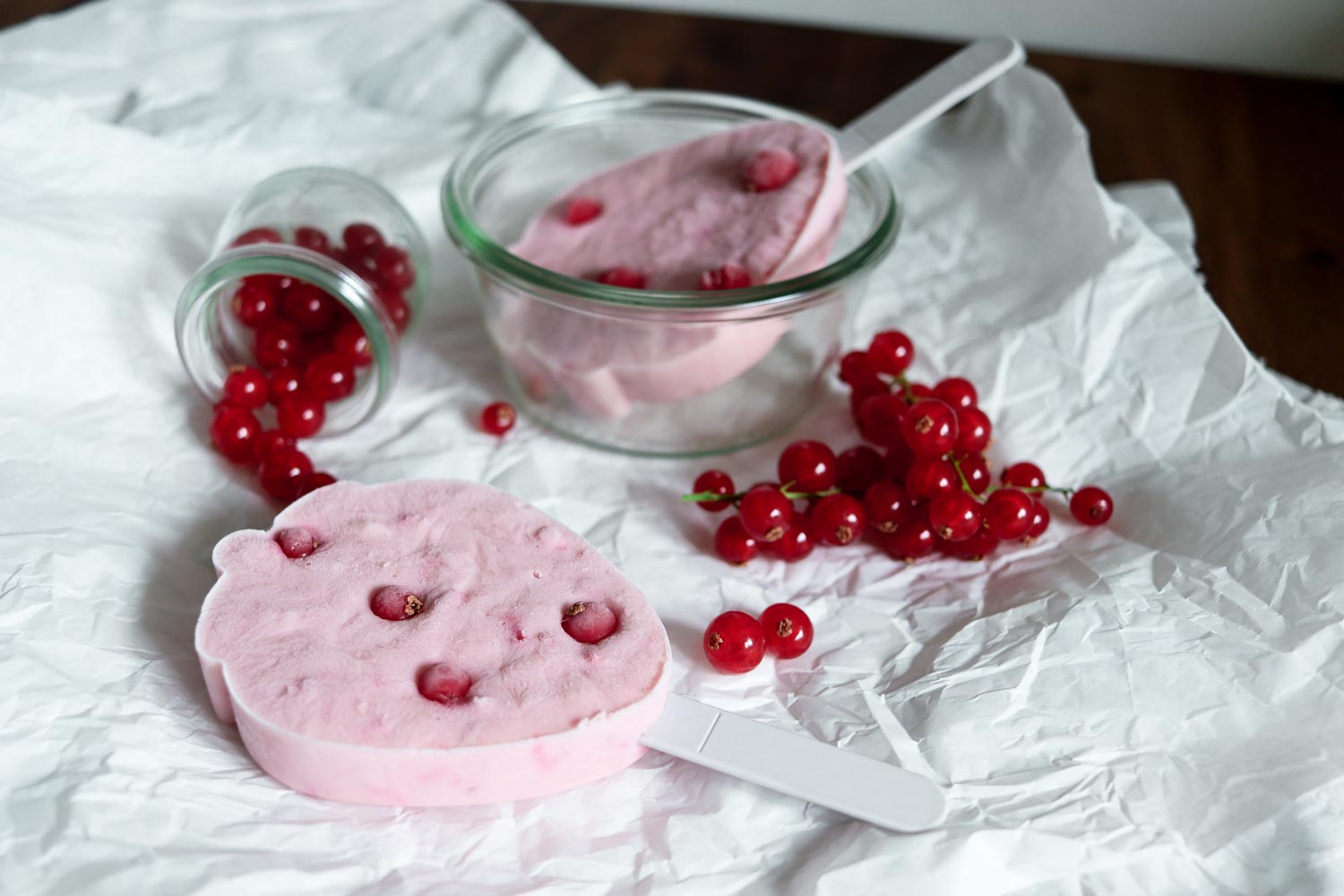Fixes Johannisbeer-Eis ohne Ei