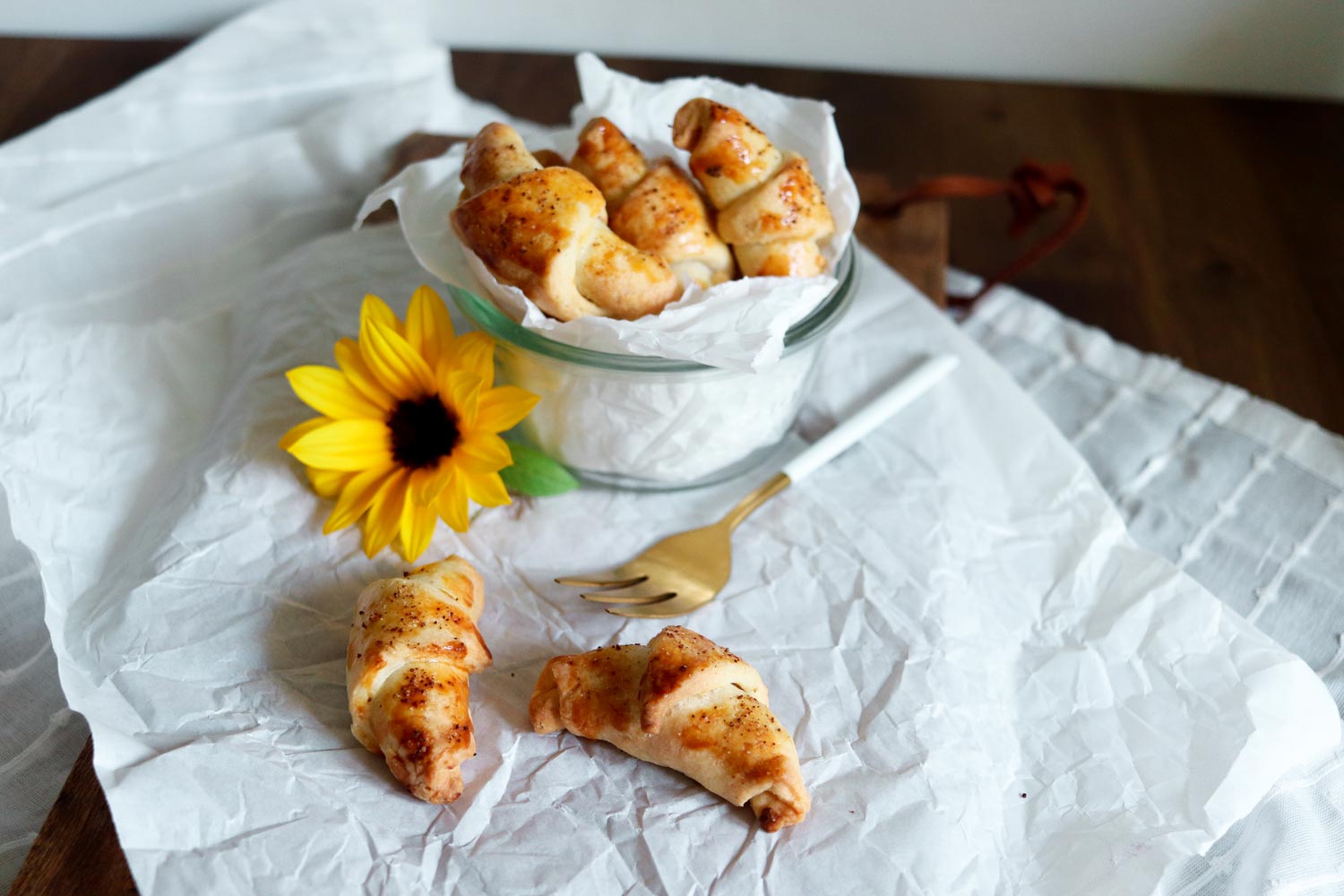 Rezept für Mini-Hörnchen mit Schinken und Käse - Flaschenbauer